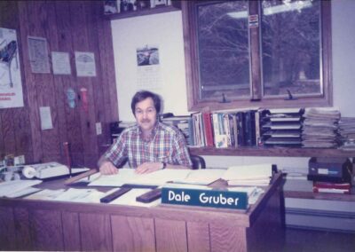 Dale Gruber in old office - 1986